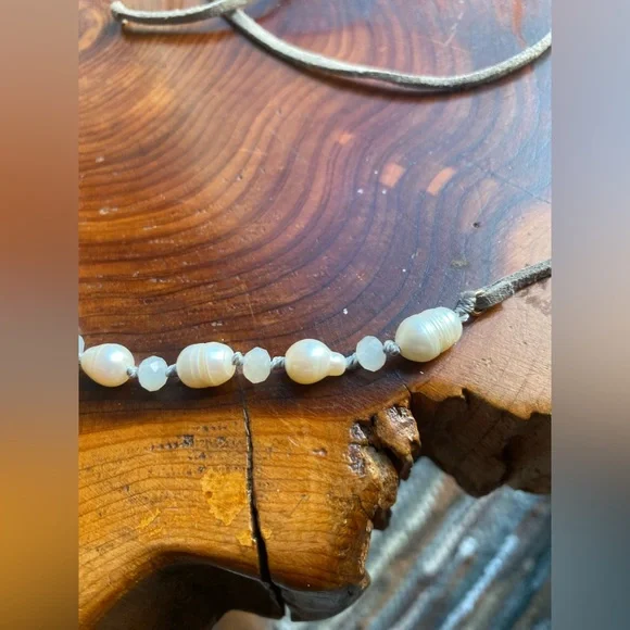 Natural Freshwater Pearl Necklace - Picture 7 of 12